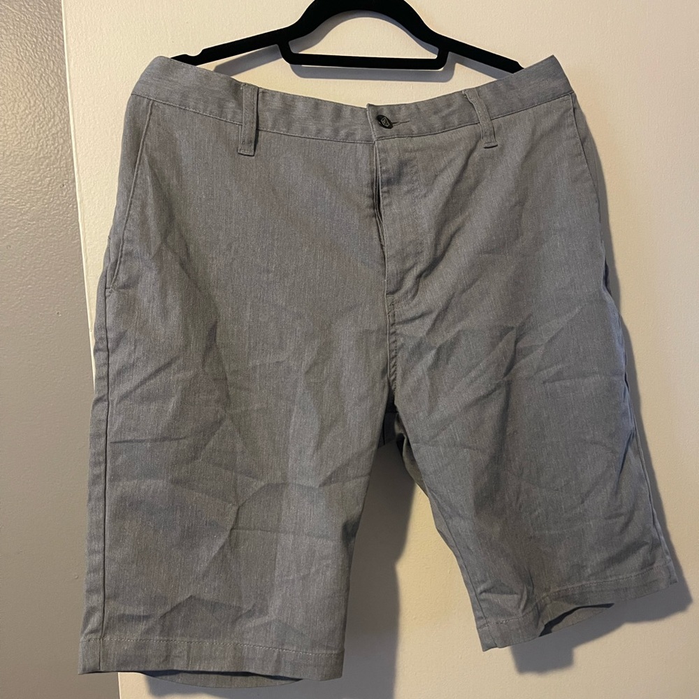 Volcom men shorts